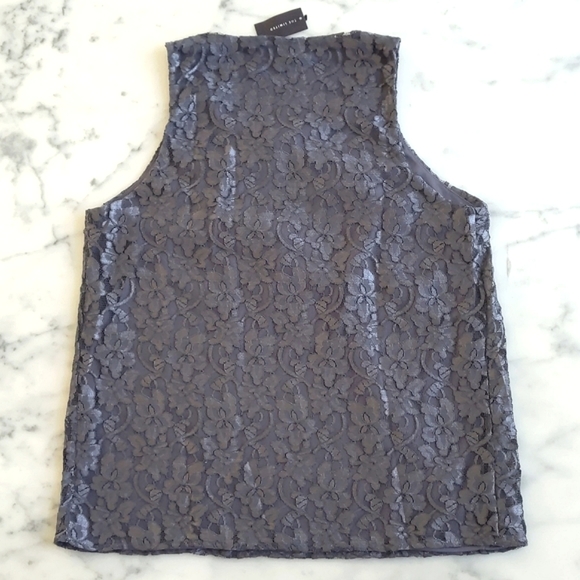 NWT. The Limited 100% Nylon All Lace Sleeveless Blouse with Full Lining. - Picture 4 of 6